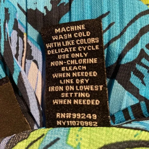 Maggie Barnes Button Up Top Women’s 1X 18/20 Accordion Pleat Bell Sleeve BoHo - Picture 4 of 16